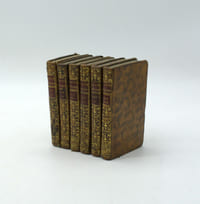 Lettres chinoises, ou correspondance philosophique, historique & critique, entre un Chinois Voyageur & ses correspondants à la Chine, en Perse & au Japon. Nouvelle édition augmentée de nouvelles lettres & de quantité de remarques, suivi de Songes philosophiques, par l'auteur des lettres juives.
