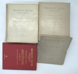 Mission Pavie. Indo-Chine 1879-1895. Ouvrage publié sous les auspices du ministère des Affaires étrangères, du ministère des Colonies et du ministère de l’Instruction publique et des Beaux-Arts.
