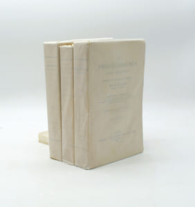 Les prolégomènes d’Ibn Khaldoun traduits en Français et commentés par M. DE SLANE, membre de l’Institut. Reproduction photomécanique de la première partie des tomes XIX, XX et XXI des Notices et Extraits des Manuscrits de la Bibliothèque Nationale publiés par l’Institut de France, préface de Gaston Bouthoul