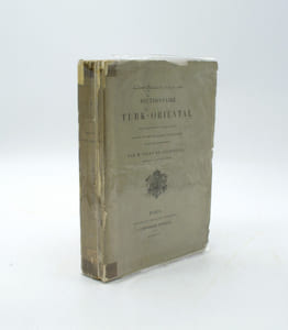 Dictionnaire turk-oriental destiné principalement à faciliter la lecture des ouvrages de Bàber, d'Aboul-Gàzi et de Mir-Ali-Chir-Nevaï. 
