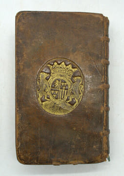 Nouveau Voyage d'un Pais plus grand que l'Europe Avec les réflections des entreprises du Sieur de la Salle, …&c. Enrichi de la Carte, de figures ...
