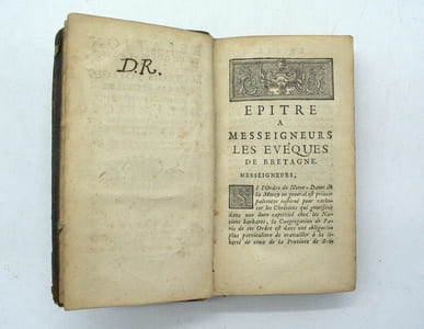 Relation de ce qui s'est passé dans les Trois Voyages que les Religieux de l'Ordre de Nostre-Dame de la Mercy ont faits dans les Etats du Roy de Maroc pour la Rédemption des Captifs en 1704, 1708 et 1712. Par un des Pères députés pour la Rédemption, de la Congrégation de Paris, du même Ordre. 
