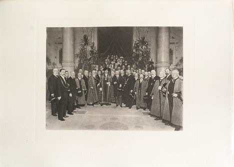 Relation officielle des fêtes et visites organisées par la municipalité de Paris en l'honneur des représentants des municipalités étrangères (2-6 juin ...