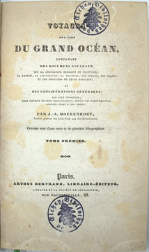 Voyages aux îles du Grand Océan, contenant des documents nouveaux sur la géographie physique et politique, la langue, la littérature, la religion, les ...