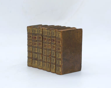 Œuvres de Monsieur Saint-Èvremont publiées sur les manuscrits de l’auteur. Nouvelle édition corrigée et augmentée de la vie de l’auteur.
