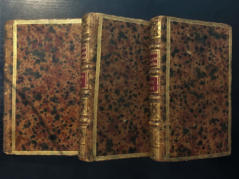 Contes et nouvelles de Marguerite de Valois , reine de Navarre ,faisant suite aux Contes de J. Bocace.
Héptaméron ou contes de la reine de Navarre. ...