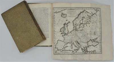 Histoire des Découvertes et des Voyages faits dans le Nord, mise en Français par M. Broussonet. 