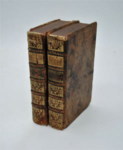Voiage de Gautier Schouten aux Indes orientales, commencé en l'an 1658. & fini l'an 1665. Traduit du Hollandois où l'on voit plusieurs descriptions de païs, Roïaumes, Isles et villes, sièges, combats sur Terre & sur Mer, coutumes, manières, religions de divers peuples, [...]. 