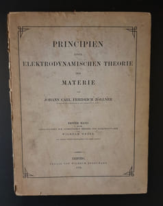 PRINCIPIEN EINER ELEKTRODYNAMISCHEN THEORIE MATERIE