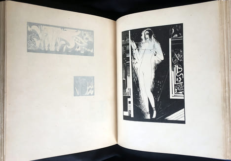 Histoire charmante de l’adolescente Sucre d’amour. L'un des 25 ex. peints à la main dans les ateliers de Jean Dunand.. MARDRUS, Joseph Charles - ...
