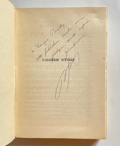 Les Accords d'Évian. Le référendum et la résistance algérienne, l'autorité, la majorité, le droit.