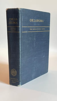 Oklahoma. A guide to the sooner state, compiled by workers of the Writer's Program of the work Projets Administration in the State of Oklahoma.