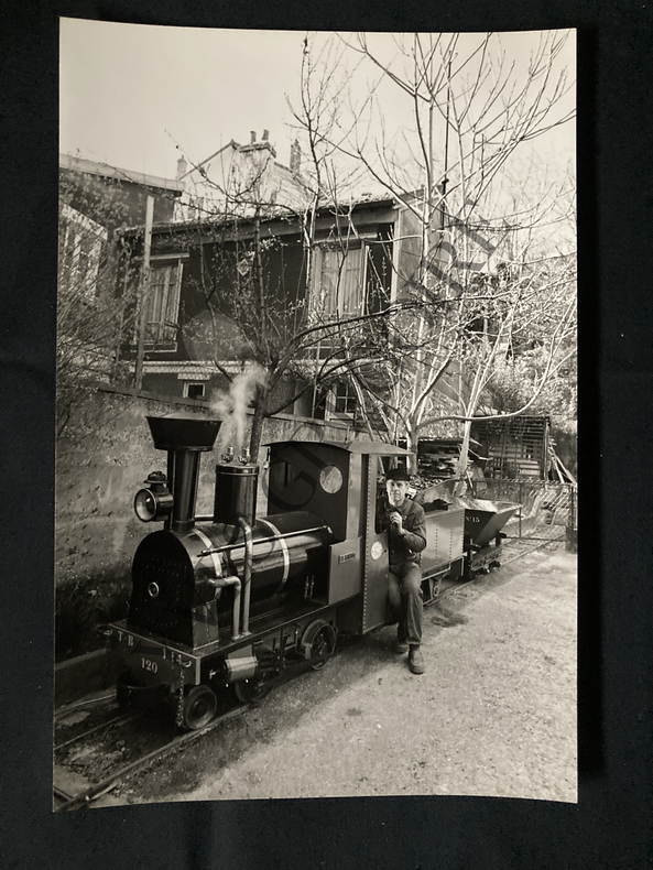 8 PHOTOGRAPHIES LES FOUS DU (PETIT) TRAIN-ANTONY VAPEUR CLUB-MALNOUE-1982. 