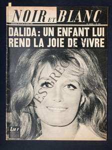 NOIR ET BLANC-N°1153-DU 6 AU 12 AVRIL 1967-DALIDA
