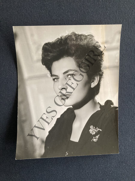 IMPERATRICE SORAYA-PHOTOGRAPHIE SAM LEVIN. SORAYA