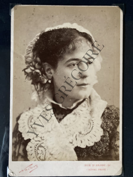ROSITA MAURI-PHOTOGRAPHIE NADAR. 