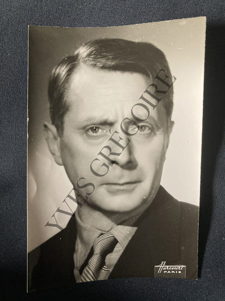 CHARLES MUNCH PHOTO HARCOURT. 
