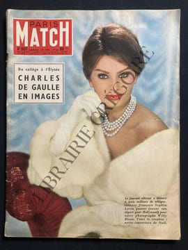 PARIS MATCH-N°507-27 DECEMBRE 1958-SOPHIA LOREN. undefined