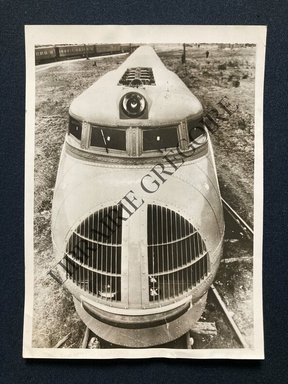 PHOTOGRAPHIE-LE TRAIN DE L'AVENIR-NOUVEAU TRAIN ELECTRIQUE DU PACIFIQUE-1934	. 
