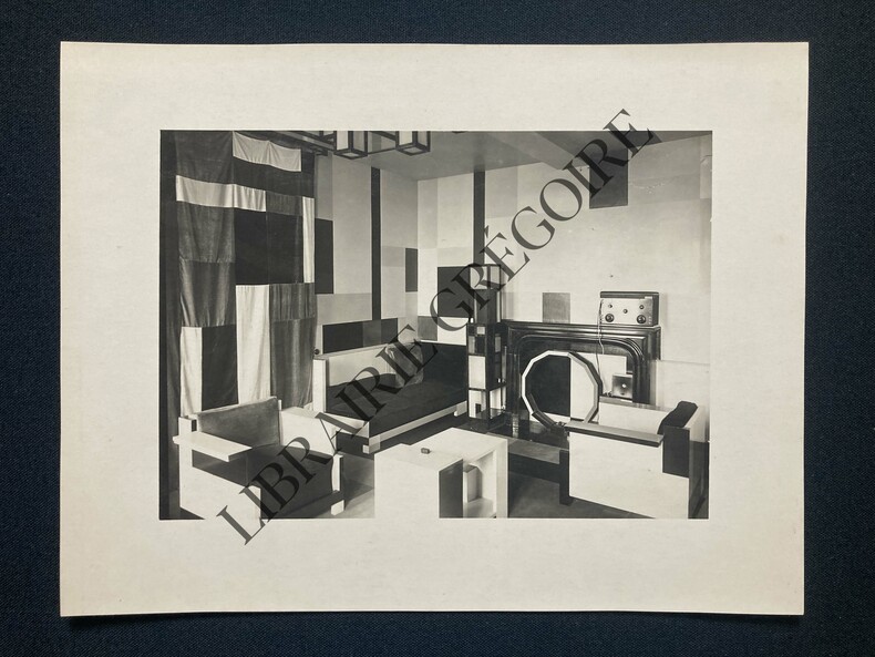 PHOTOGRAPHIE D'UN INTERIEUR	. FELIX DEL MARLE	