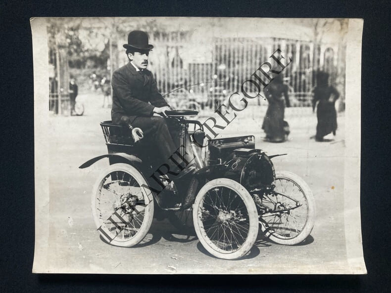 LOUIS RENAULT-PHOTOGRAPHIE	. LOUIS RENAULT	