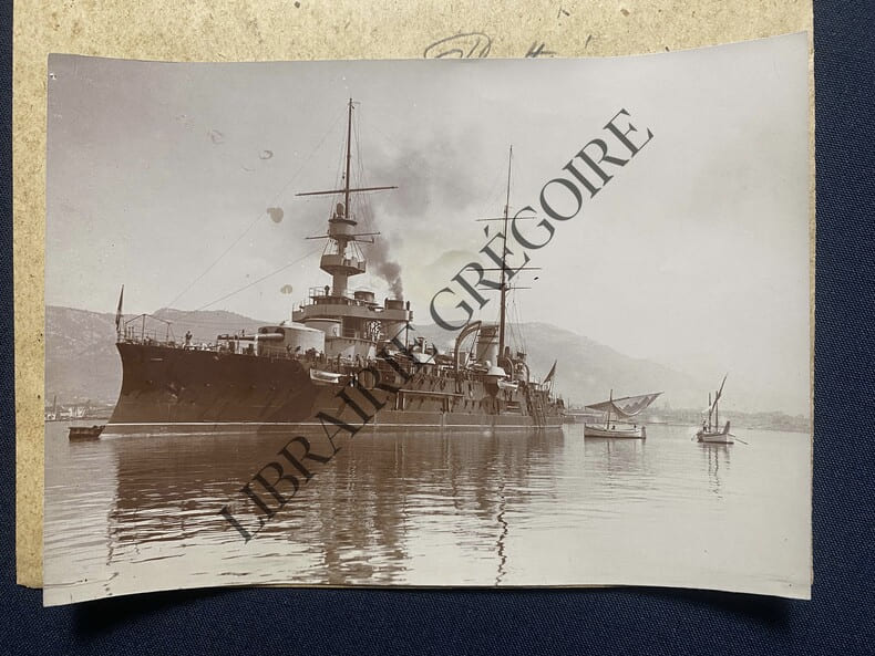 PHOTOGRAPHIE-LA PATRIE. ALEXANDRE BOUGAULT