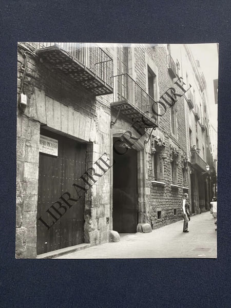PHOTOGRAPHIE-MUSEE PICASSO-BARCELONE. 