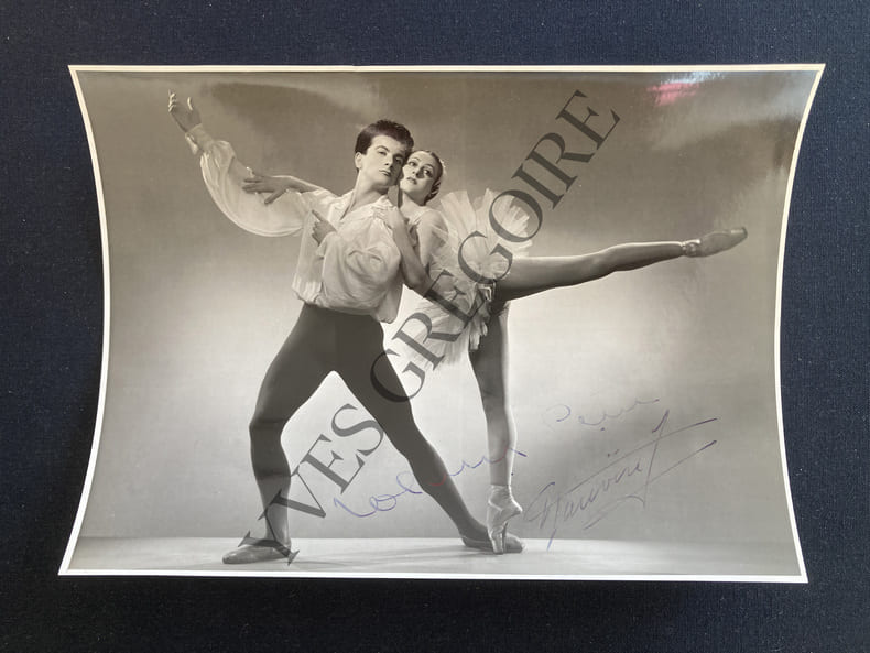 PHOTOGRAPHIE DE ROLAND PETIT ET YVETTE CHAUVIRE. ROLAND PETIT-YVETTE CHAUVIRE