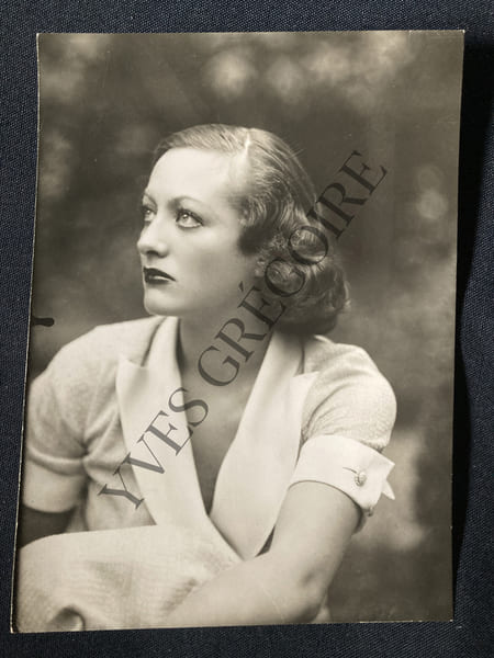 JOAN CRAWFORD-PHOTO MANUEL. 