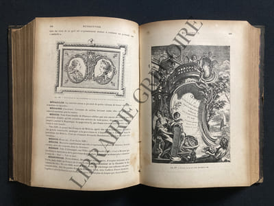 DICTIONNAIRE DES ARTS DECORATIFS