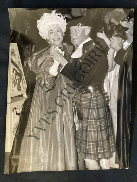 LE DUC ET LA DUCHESSE DE WINDSOR AU BAL-PHOTOGRAPHIE. 