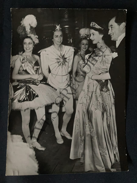 LA PRINCESSE ELIZABETH ET LE DUC D'EDIMBOURG AU GALA DE L'OPERA-1948-PHOTOGRAPHIE. 
