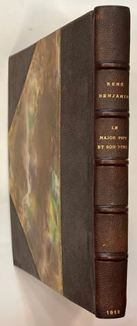 Anglais en guerre. Le major pipe et son père.