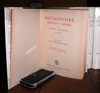 Dictionnaire alphabétique et analogique de la langue française - Les mots et les associations d'idées.