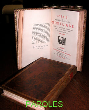 Essais de messire Michel de Montaigne publiés sur l'exemplaire de Bordeaux avec une introduction par Fortunat Strowski.. MONTAIGNE (Michel de) / ...