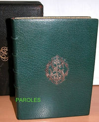Livre de prières illustré à l'aide des ornements des manuscrits du Moyen Age.