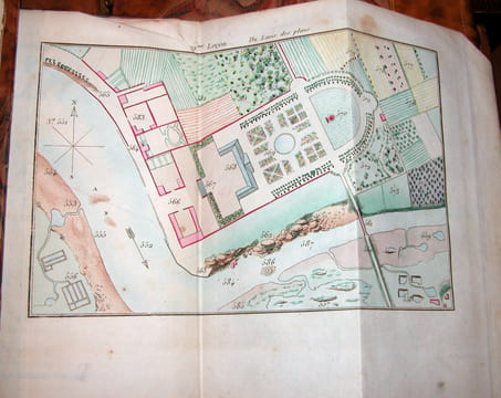 L'Art de lever les plans, arpentage, nivellement et lavis des plans, enseigné en 20 leçons, sans le secours des mathématiques.. THIOLLET (François)