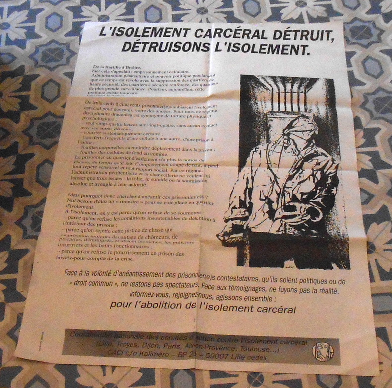 Affiche L’isolement Carcéral Détruit Détruisons l’Isolement . 