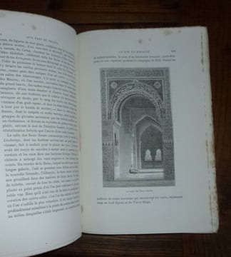 "Aux pays du soleil. Un été en Espagne. A travers L'Italie. Alexandrie et Le Caire. Mame et Fils; Tours. 1884.". FOURNEL, Victor