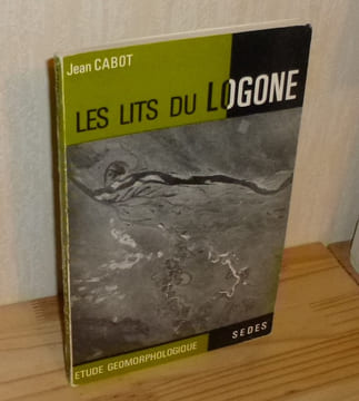 Les lits du Logone. Étude géomorphologique. SEDES. Paris. 1967.. CABOT, Jean