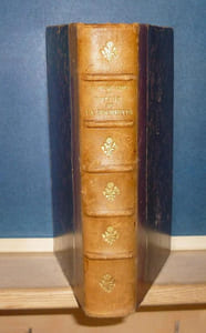Voyage de la Jeannette. Journal de l'expédition édité par les soins de la veuve de l'auteur Mme Emma De Long et traduit de l'anglais avec son autorisation par Frédéric Bernard, ouvrage contenant 62 gravures et 10 cartes, Paris, Hachette, 1885.