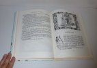 "Contes du Lyonnais. Récits du folklore Lyonnais choisis et adaptés par Henriette Bichonnier. Illustrations de Françoise Pichard. Collection ...