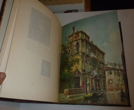 Venise. Ouvrage orné de 170 héliogravures et de 10 aquarelles originales en hors-texte par E. Brugnoli. Collection Visions d'Italie. Alpina. Paris. ...