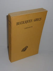Bucoliques grecs. Tome 1. Théocrite. Texte établi et traduit par E. Legrand. Deuxième édition revue et corrigée. Paris. Les Belles-Lettres. 1940.