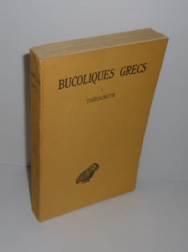 Bucoliques grecs. Tome 1. Théocrite. Texte établi et traduit par E. Legrand. Deuxième édition revue et corrigée. Paris. Les Belles-Lettres. 1940.. ...