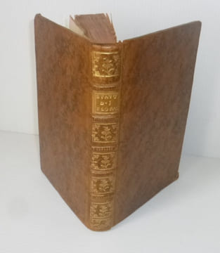 "Traité de l'origine des jeux floraux de Toulouse. Lettres patentes du Roy, portant le rétablissement des jeux floraux en une Académie de belles ...
