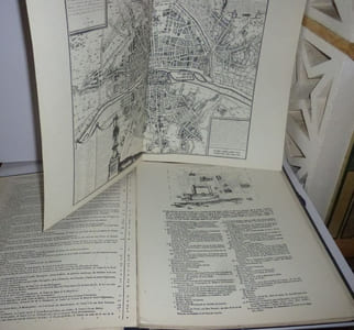 "Description de la ville et des fauxbourgs de Paris (---); A Paris; Jean de la Caille. 1714 - Paris. Aux éditions les yeux ouverts 1967."