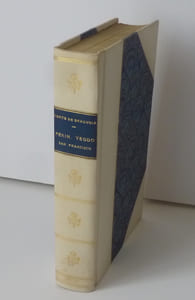 Pékin, Yeddo, San Francisco. Voyage autour du monde. Ouvrage enrichi de quatre cartes et de quinze gravures-photographies par Deschamps. Seizième édition, Paris, Plon, 1902.