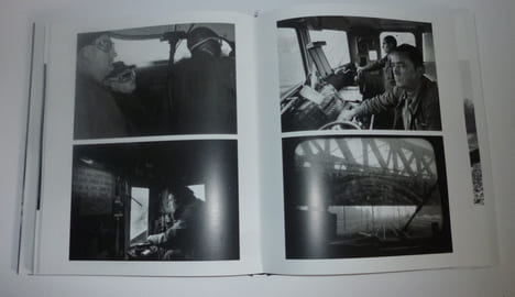 Trains de vies. Les cheminots dans l'aventure du siècle. Paris. Éditions de la martinière. 1999.. MORDILLAT, Gérard