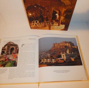 Rajasthan. Delhi - Agra. Un art de vivre indo musulman. ACR édition. 2003.